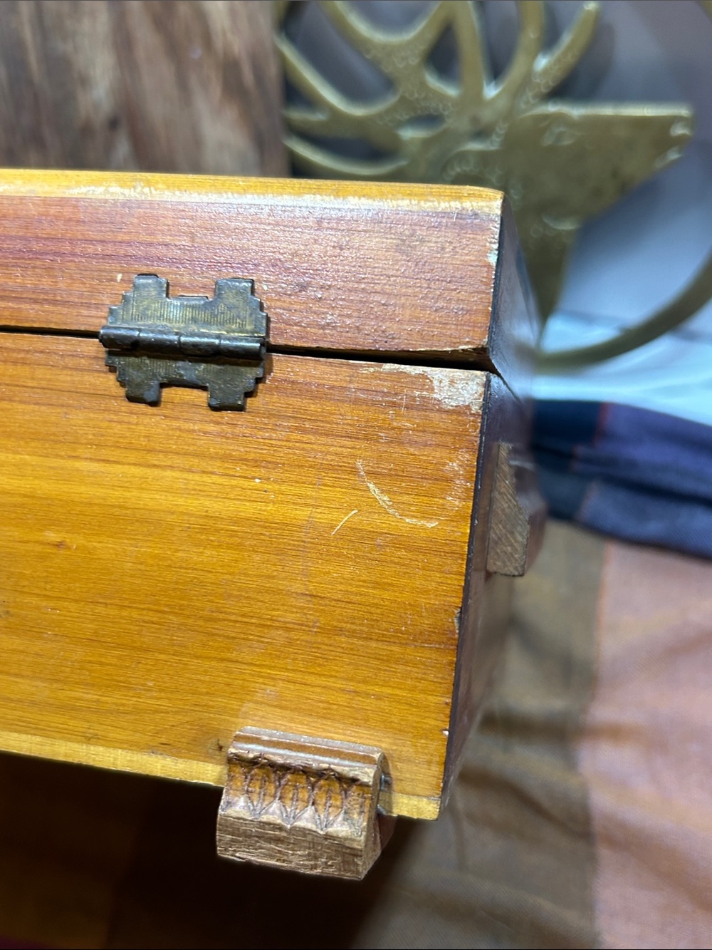 40's Vintage Wood Jewelry Trinket Box Litho Cottage Scene Carved Hinged Wooden - Picture 9 of 17